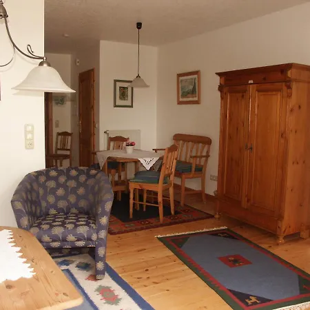 Krohnprinzenhof Garni Und Ξενοδοχείο Fargau-Pratjau