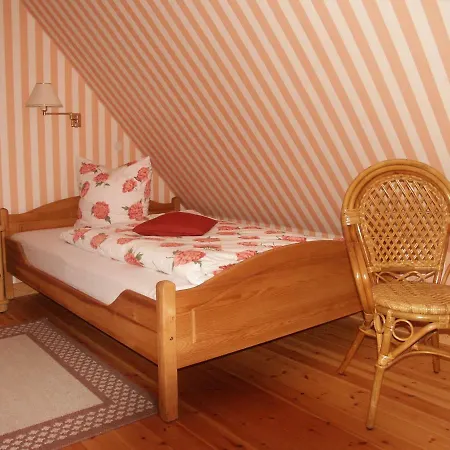 Krohnprinzenhof Garni Und *